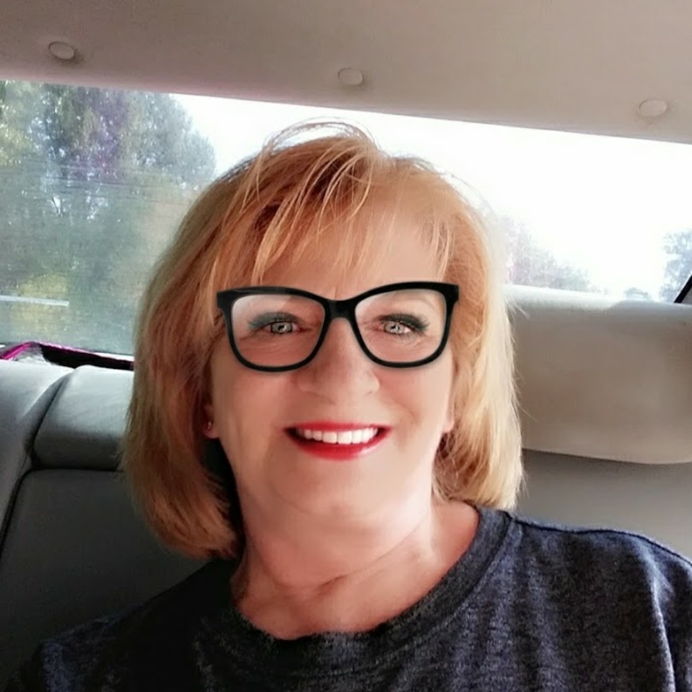 Meet your Posher, Anette neal